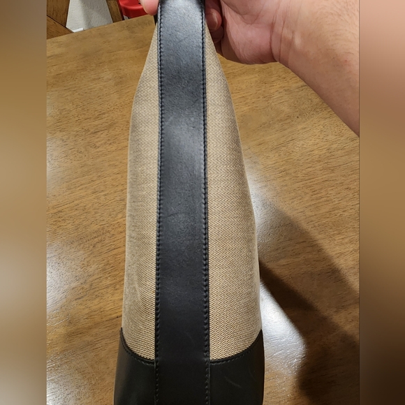 Vintage Gucci Hobo Bag - Picture 9 of 16